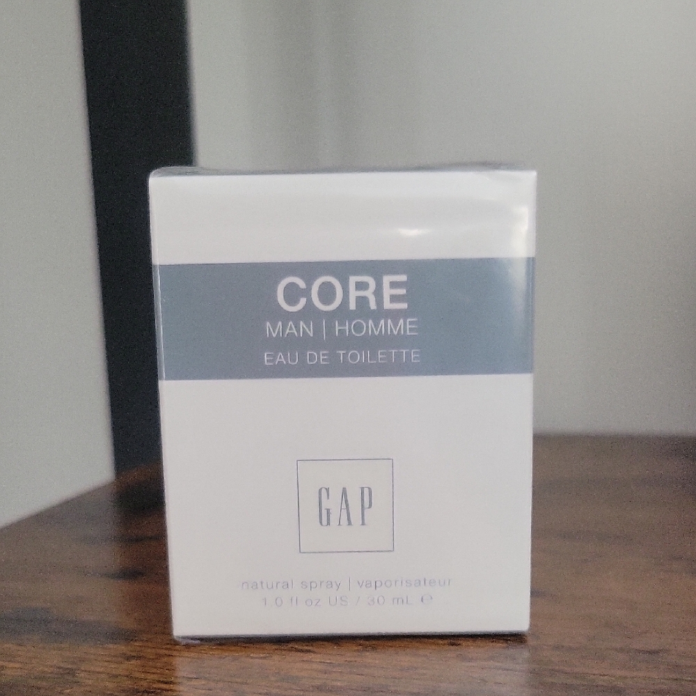 GAP Core Man Eau de Toilette  1 FL oz SEALED RARE